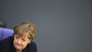 Angela Merkel grübelt.