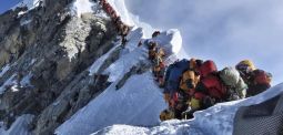 Nepal will Anforderungen für Everest-Besteigung verschärfen